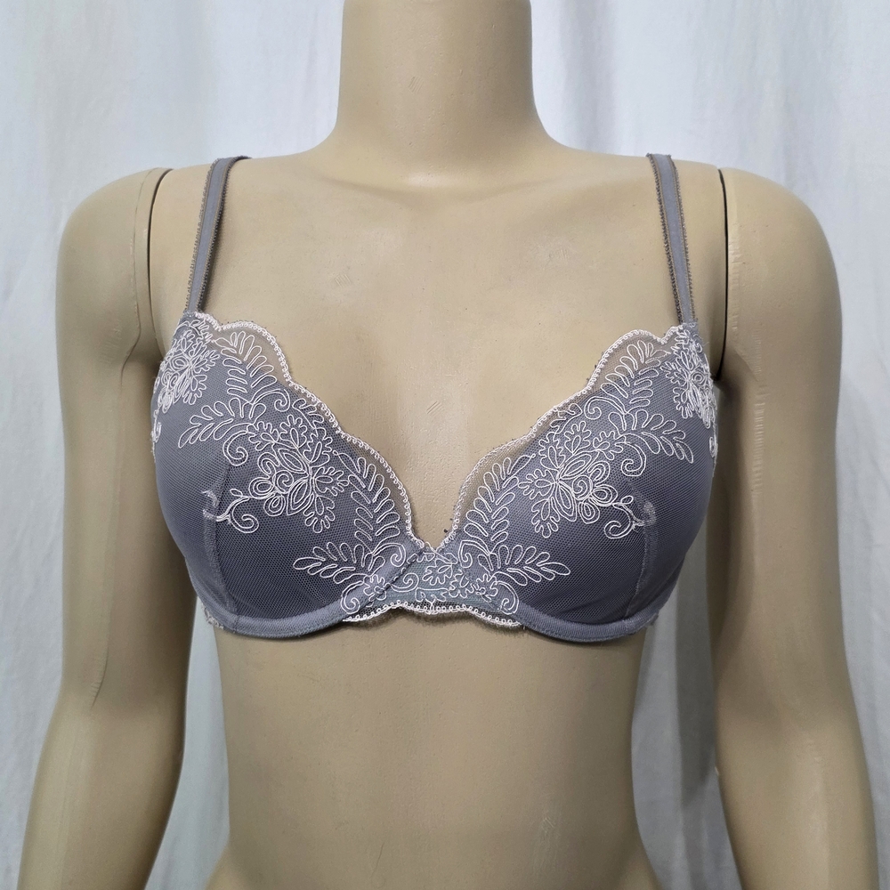 Victoria's Secret Gray Lace Bra
